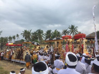 balinese ceremony in masceti beach gianyar bali