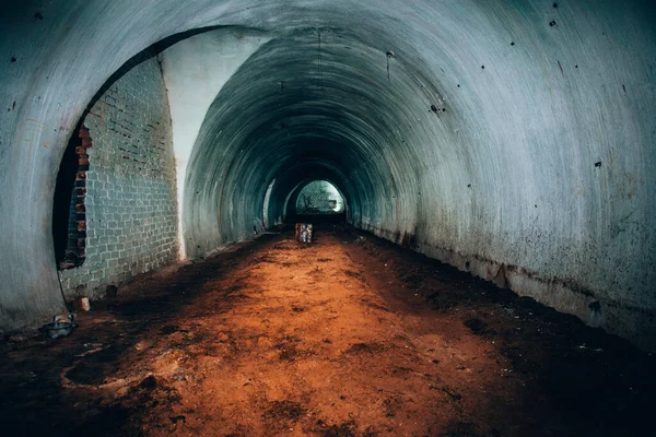 Podziemny Tunel Dużą Drogą — Zdjęcie stockowe