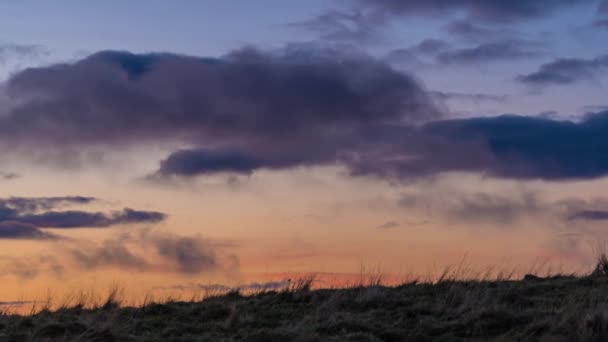 Aubrac Franța Timelapse Blue Hour Sky Top Hill Moving Clouds — Videoclip de stoc