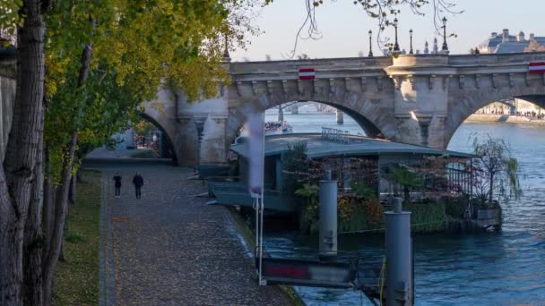 Paris France Timelapse Quiet Place Docks Paris Tourists Enjoying Moment — Stock Video