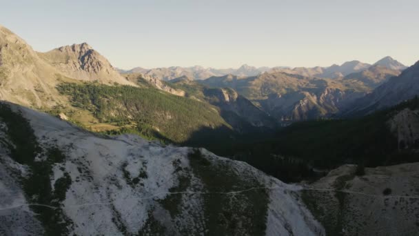 Capturar Montanhas Francesas Alpes Nascer Sol Com Luzes Sombras — Vídeo de Stock