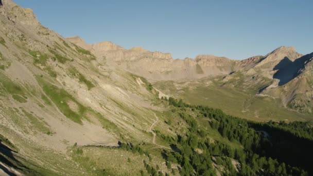 Montañas Los Alpes Franceses Por Drone Durante Salida Del Sol — Vídeo de stock