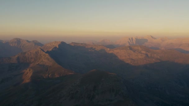 Francia Alpok Hegyek Vele Drone Sunrise Light Felett Csúcsok — Stock videók