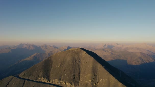 Majestuoso Pico Montaña Los Alpes Franceses Por Mañana Soleada — Vídeos de Stock