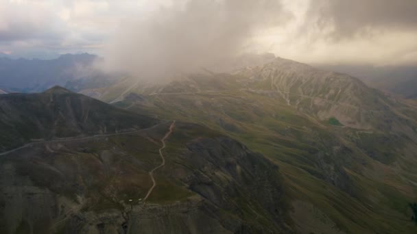 Niebla Nocturna Sobre Los Alpes Franceses Por Drone Con Rocas — Vídeos de Stock