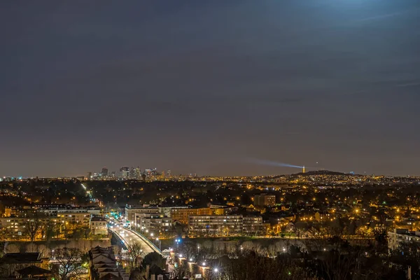 Panorama Van Defense Eiffeltoren Nachts Met Verkeer Parijs Stockfoto