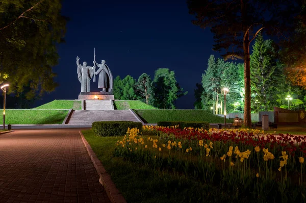 Gebäude Mit Großer Geschichte Den Wunderbaren Strahlen Einer Sommernacht — Stockfoto