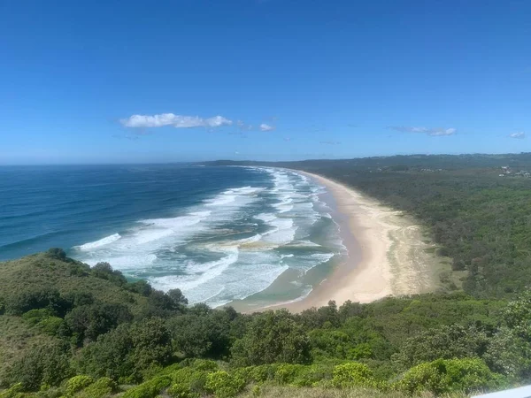 Güzel tropikal plaj manzarası yukarıdan