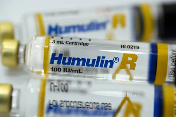 Cairo, Egipto, 2 de enero de 2022, Humulin R insulina humana rDNA 100 ...