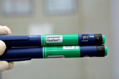 Kahire, Mısır, 12 Eylül 2021: Levemir flexpen, hem tip 1 hem de tip 2 diyabet tedavisinde kullanılan uzun etkili insülin ilacı.