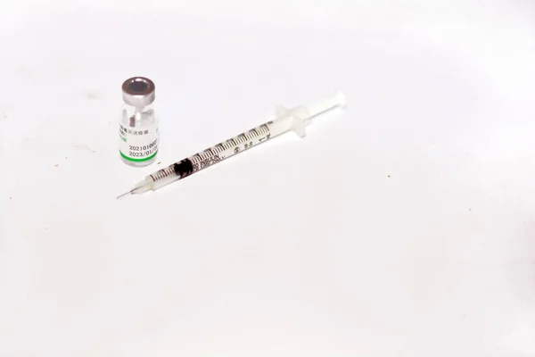 Синофарм Covid Доза Бутылки Вакцины Сарс Ков Вакцина Инактивированной Веро — стоковое фото