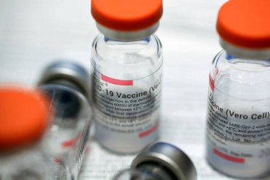 CoronaVac aşısı, Sinovac tarafından geliştirilen Covid-19 aşısı inaktive edilmiş vero hücre aşısı türü deltoid kaslara iki doz Coronavirus aşısı şişesi ile omuz içinde kas yoluyla enjekte edilecek.