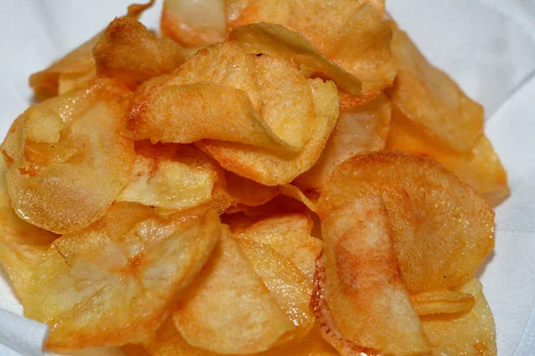 Close Batatas Fritas Servidas Prato Coberto Com Toalhas Cozinha Batatas — Fotografia de Stock