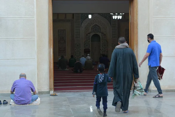 Kairo Mesir Mei 2021 Muslim Mesir Melakukan Salat Idul Fitri — Stok Foto