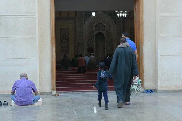 Cairo Egypt May 2021 Egyptian Muslims Perform First Eid Prayers — ストック写真