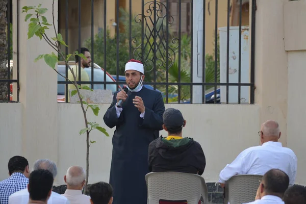 Cairo Egypt May 2022 Mosque Preacher Imam Performs Eid Fitr — Fotografia de Stock