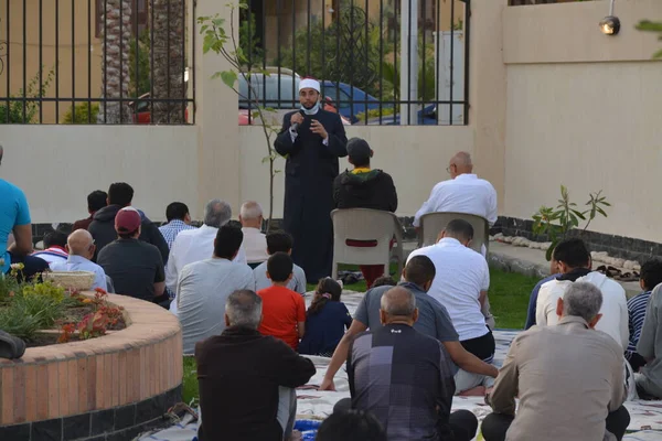 Cairo Egypt May 2022 Mosque Preacher Imam Performs Eid Fitr — Stok fotoğraf
