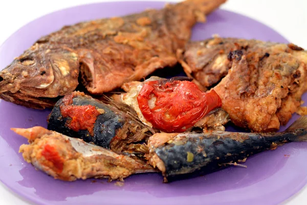 Cocina Mariscos Varios Peces Fritos Peces Tilapia Del Nilo Oreochromis — Foto de Stock