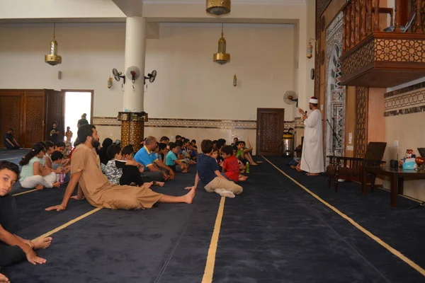 Kairo Mesir Juni 2022 Seorang Pendeta Masjid Melakukan Khutbah Khotbah — Stok Foto