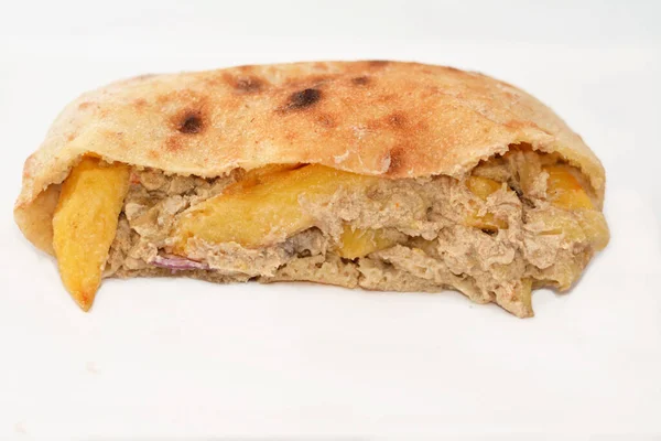 Traditional Egyptian Fried Potatoes Fingers Sandwich Mixed Baba Ghanoush Selective — Stock Fotó