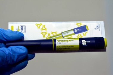 Kahire, Mısır, 4 Ekim 2022: Novo Nordisk Company Novofine ve NovoTwist Enjeksiyonu tarafından ml başına 100 ünite Tresiba FlexTouch.