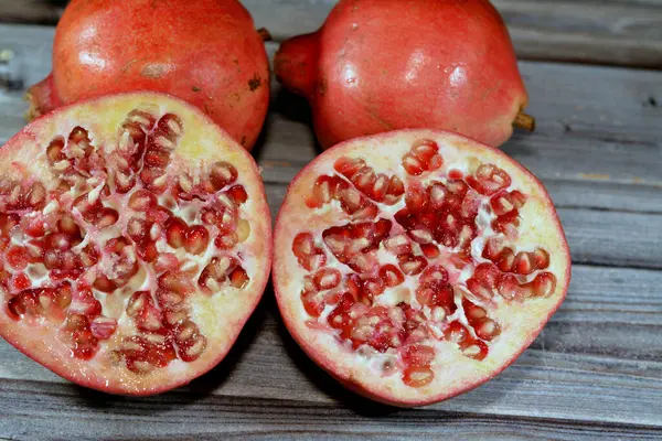 Granátové Jablko Punica Granatum Ovocný Listnatý Keř Čeledi Lythraceae Podčeledi — Stock fotografie