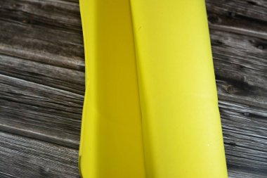 Bir rulo renkli Eva köpük çarşaf, renkli karton, kauçuk ped, okul sanatları ve el sanatları için sünger kağıtları, çocuklar için renkli okul yönetim kurulu kağıtları, okul eğitim konseptine dönüş.