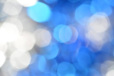 Mercan gradyanı renk arkaplanı gibi soyut mavi parlıyordu. Ürün tanıtım sitesi, tasarım, arkaplan ve duvar kağıtları için boş uzay stüdyosu odası vardı.