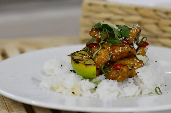 General Tso Asian Crispy Sweet Sesame Chicken Basmati Wild Rice — Stock Photo, Image