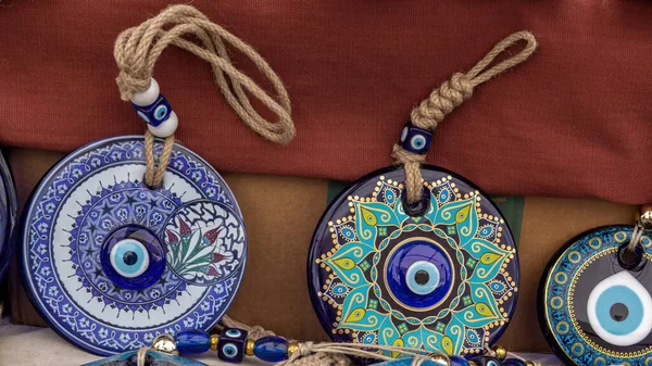 Tradicional Amuleto Ojo Azul Musulmán Vende Una Tienda Callejera Primer —  Fotos de Stock