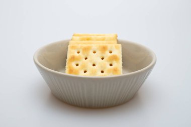 Lezzetli kraker kurabiyeleri kasede