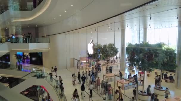 Bangkok Tailândia Junho 2021 Lapso Tempo Apple Store Shopping Iconsiam — Vídeo de Stock