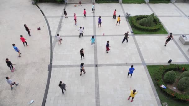 Clases Gratuitas Danza Aeróbica Parque Público Bangkok Por Noche Locales — Vídeo de stock