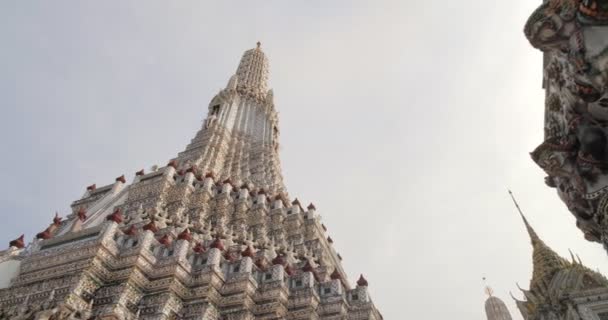 Wat Arun Ratchawararam Ratchawaramahawihan Wat Arun Templo Budista Bangkok Tailândia — Vídeo de Stock