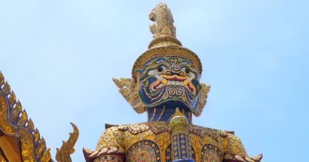 Großaufnahme Einer Riesigen Statue Tempel Wat Phra Keaw Großer Palast — Stockvideo