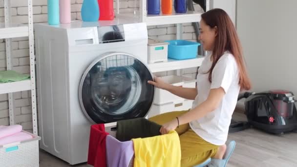 Asian Young Woman Homely Clothes Sitting Front Washing Machine She — Video Stock