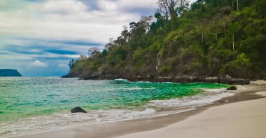 Manzaralı Tropik Cennet Sahili, Menjangan Adası, Bali, Endonezya Menjangan Adası, Bali 'de bir cennet.