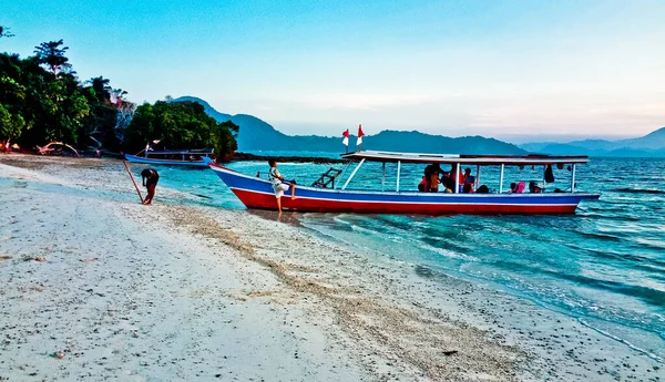 Linda Vista Para Praia Pôr Sol Ilha Pahawan Lampung Sumatera — Fotografia de Stock