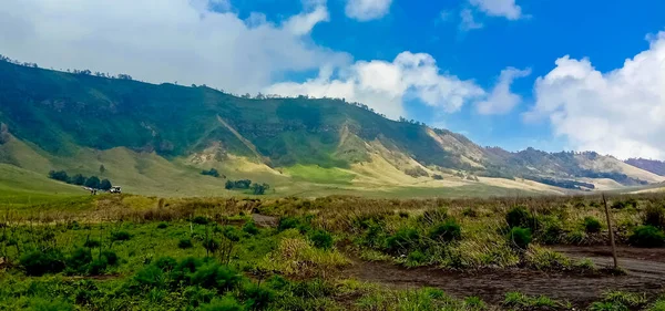 아침에 아름다운 브로모 산이야 인도네시아 브로모 루산은 자연의아름다움 아드레날린을 발산하는 — 스톡 사진