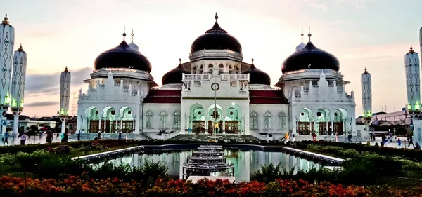 Мечеть Байтуррахман Ачех Индонезия Мечеть Байтурахман Является Исторической Мечетью Стала — стоковое фото