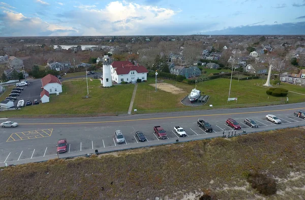 Chatham, Cape Cod Deniz Feneri ve Sahil Güvenlik Hava Üssü