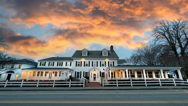Chatham, Cape Cod 'daki Tarihi Wayside Oteli.