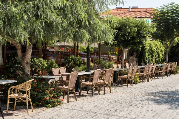 Chairs Tables Greek Taverna Put Main Footpath Skala Kefalonia Ionian — Stockfoto