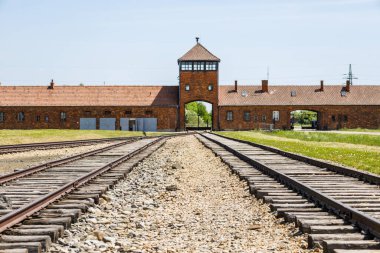 Auschwitz-Birkenau toplama kampı. Soykırım anıtı. Oswiecim, Polonya, 16 Mayıs 2022