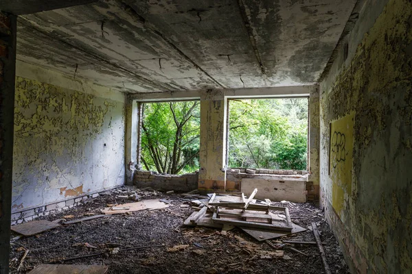 Abandoned Secret Soviet Union Military Ghost Town Irbene Latvia — Fotografia de Stock