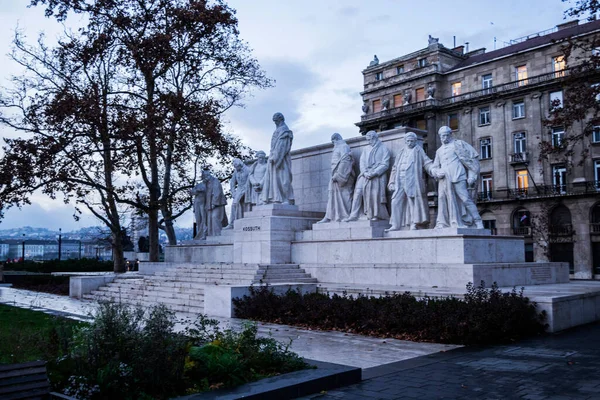 Kossuth Memorial Dedicated Former Hungarian Regent President Lajos Kossuth Important — Stock Photo, Image