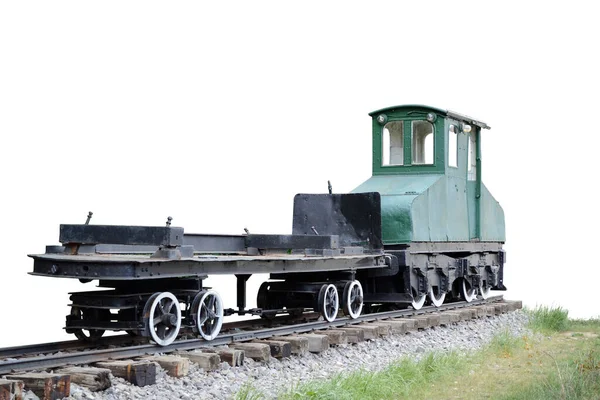 Velho Trem Carrinho Com Cascalho Grama Verde Isolado Fundo Branco — Fotografia de Stock