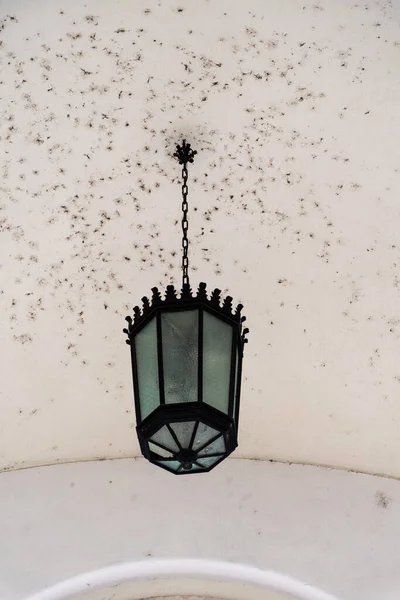 Vieille Lanterne Noire Suspendue Plafond — Photo