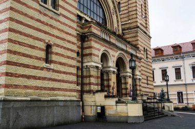 SIBIU, ROMANIA 19 AĞUSTOS 2020: Kutsal Üçlemeci Katedrali. Ortodoks Kilisesi.