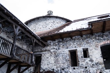 Sukosd Bethlen kalesi, ortaçağ inşaatı, Racos köyü, Brasov, Romanya.